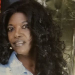 Meet your Posher, Ramona